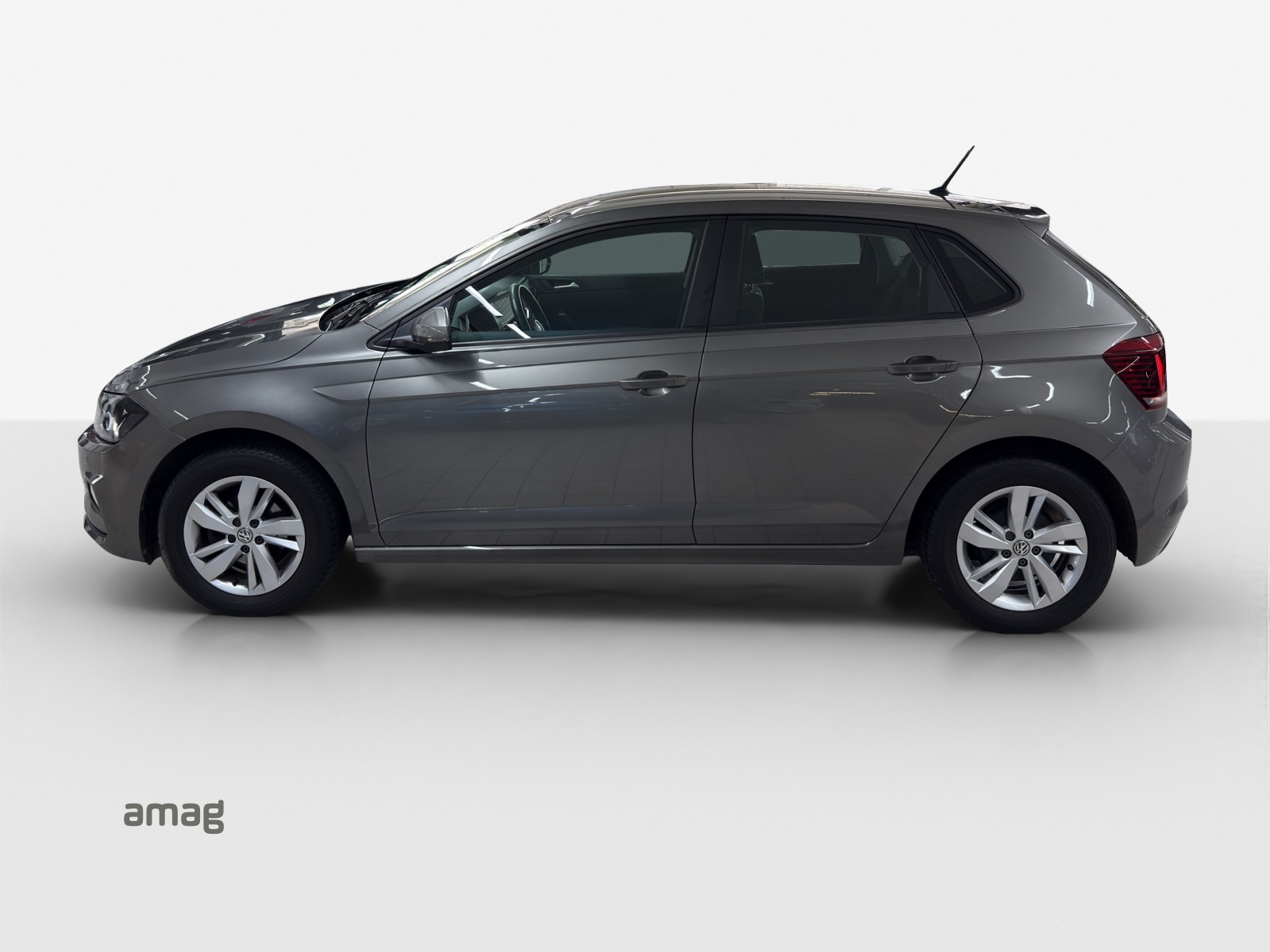 VW Polo 1.0 TSI BMT Trendline-showroom-element-1
