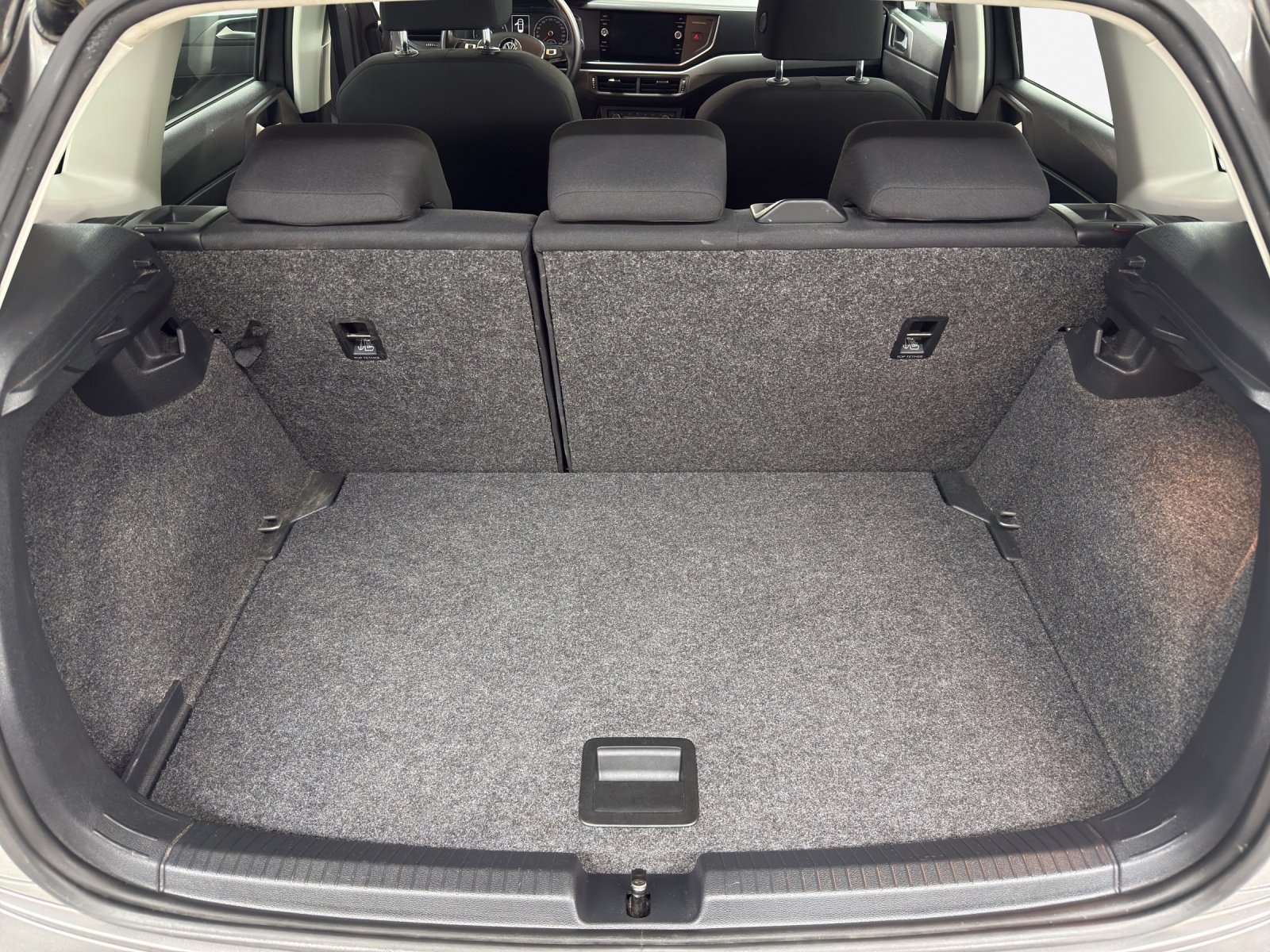 VW Polo 1.0 TSI BMT Trendline-image-12