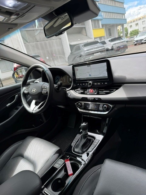 HYUNDAI i30 Wagon 1.5 T-GDi Vertex-image-10