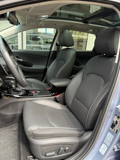 HYUNDAI i30 Wagon 1.5 T-GDi Vertex-image-8