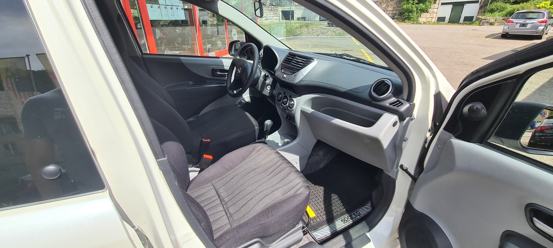 NISSAN Pixo 1.0 acenta Automatic-image-9