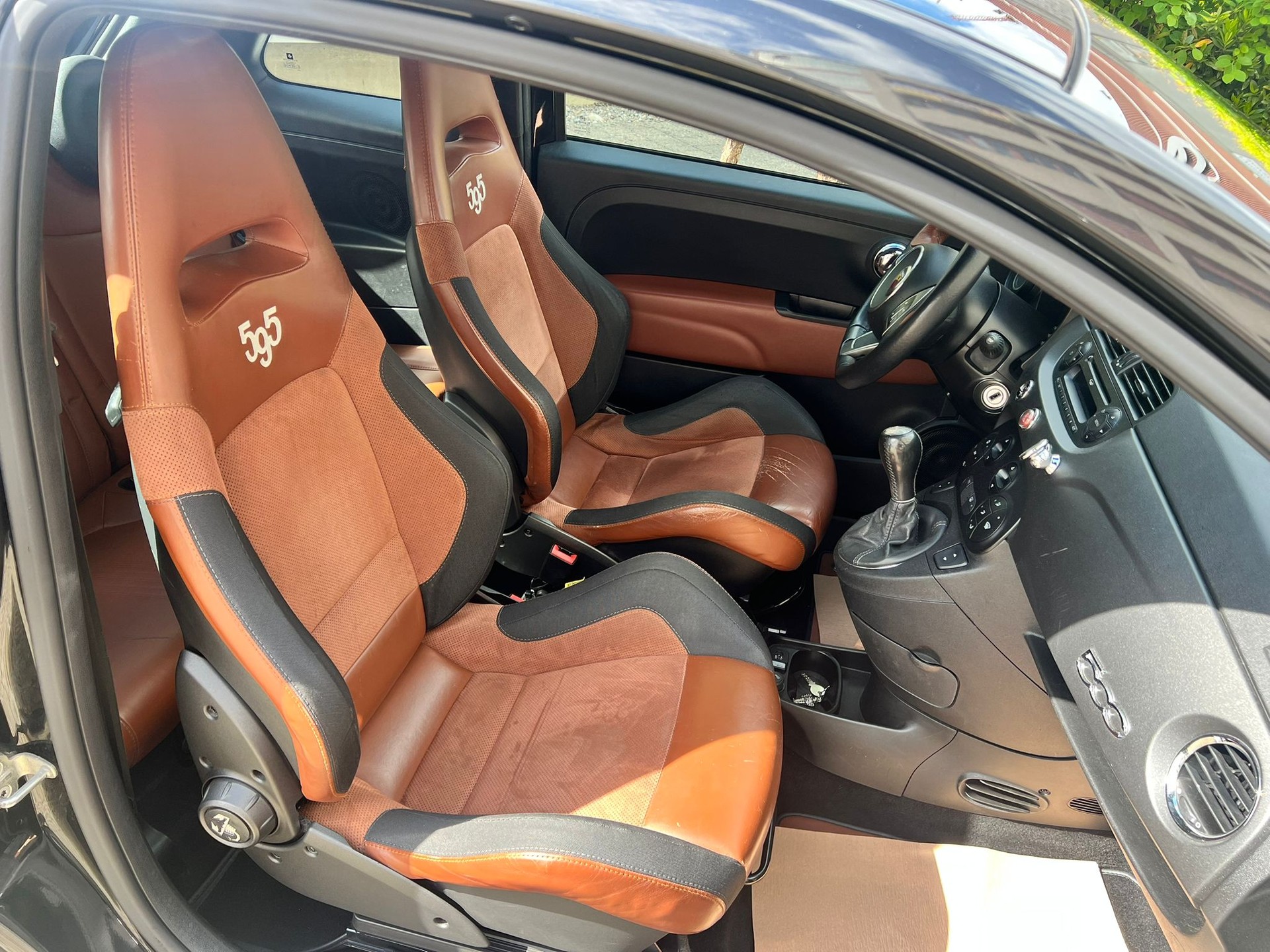 FIAT 500 1.4 16V T. Abarth SS-image-4