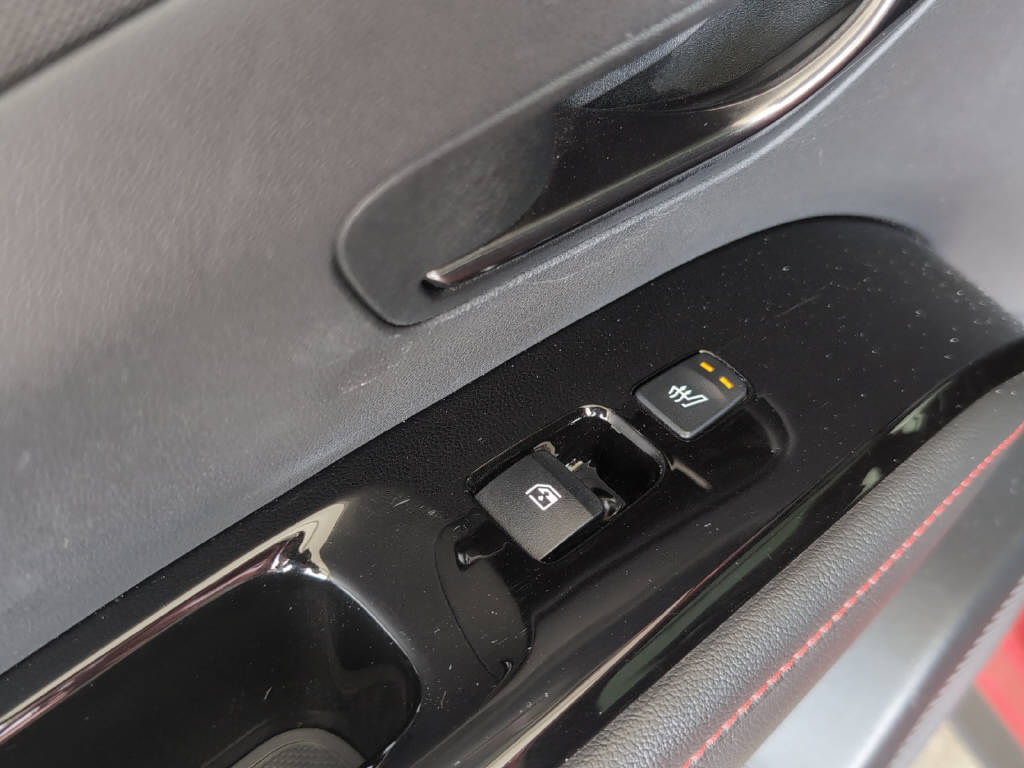 HYUNDAI TUCSON 1.6 T-GDi Hybrid N-Line LUX 4WD-image-19