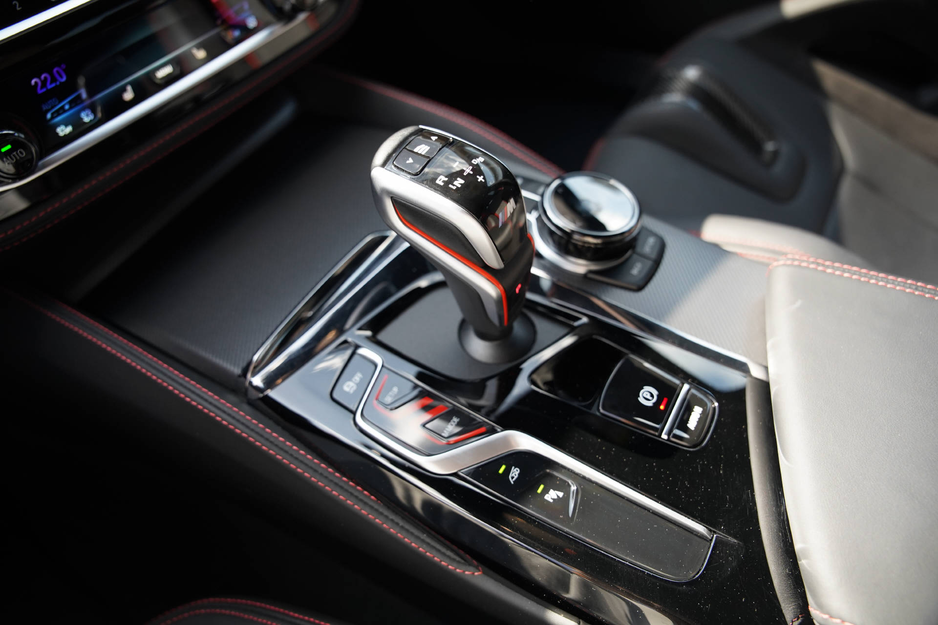 BMW M5 xDrive CS-image-14