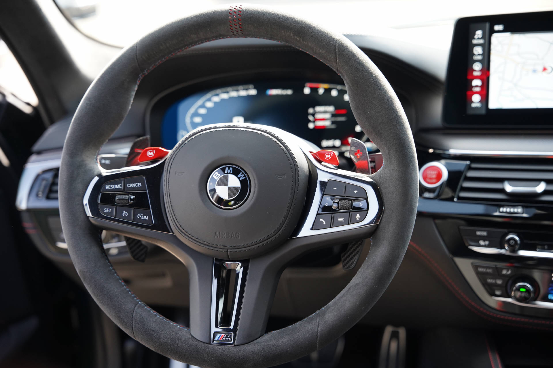 BMW M5 xDrive CS-image-12