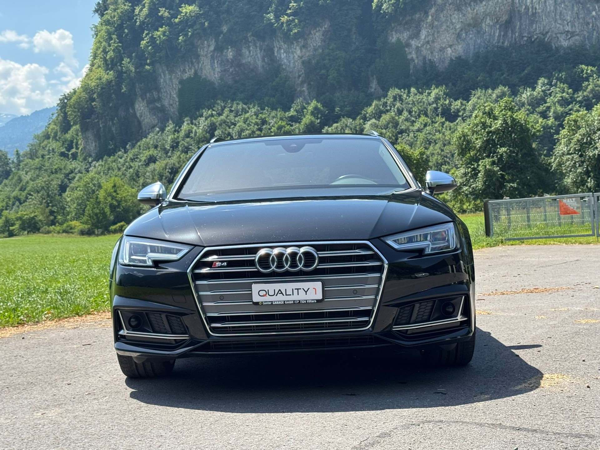 AUDI S4 Avant 3.0 TFSI quattro tiptronic-showroom-element-1