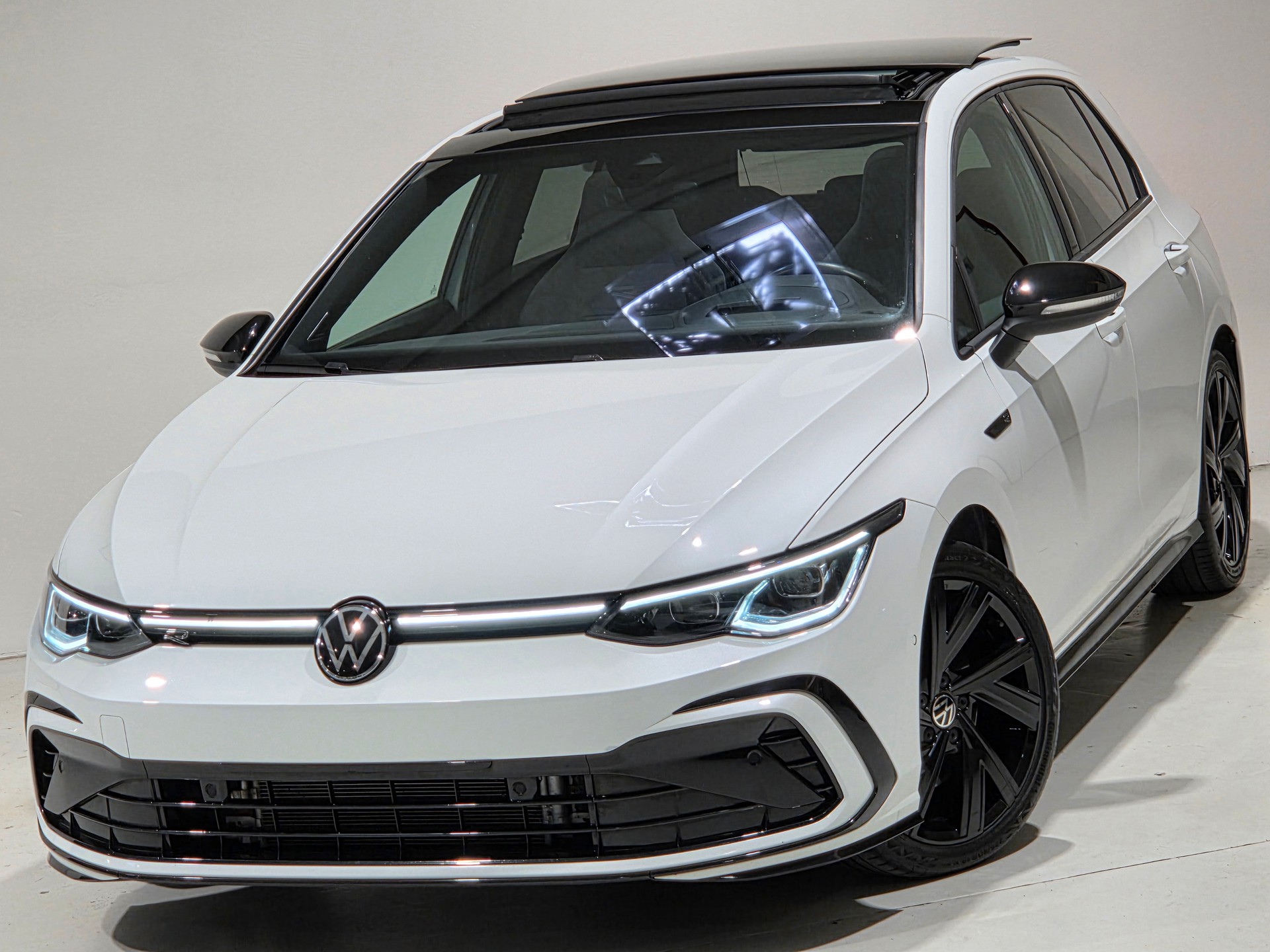 VW Golf 2.0 TSI R-Line DSG 4 Motion