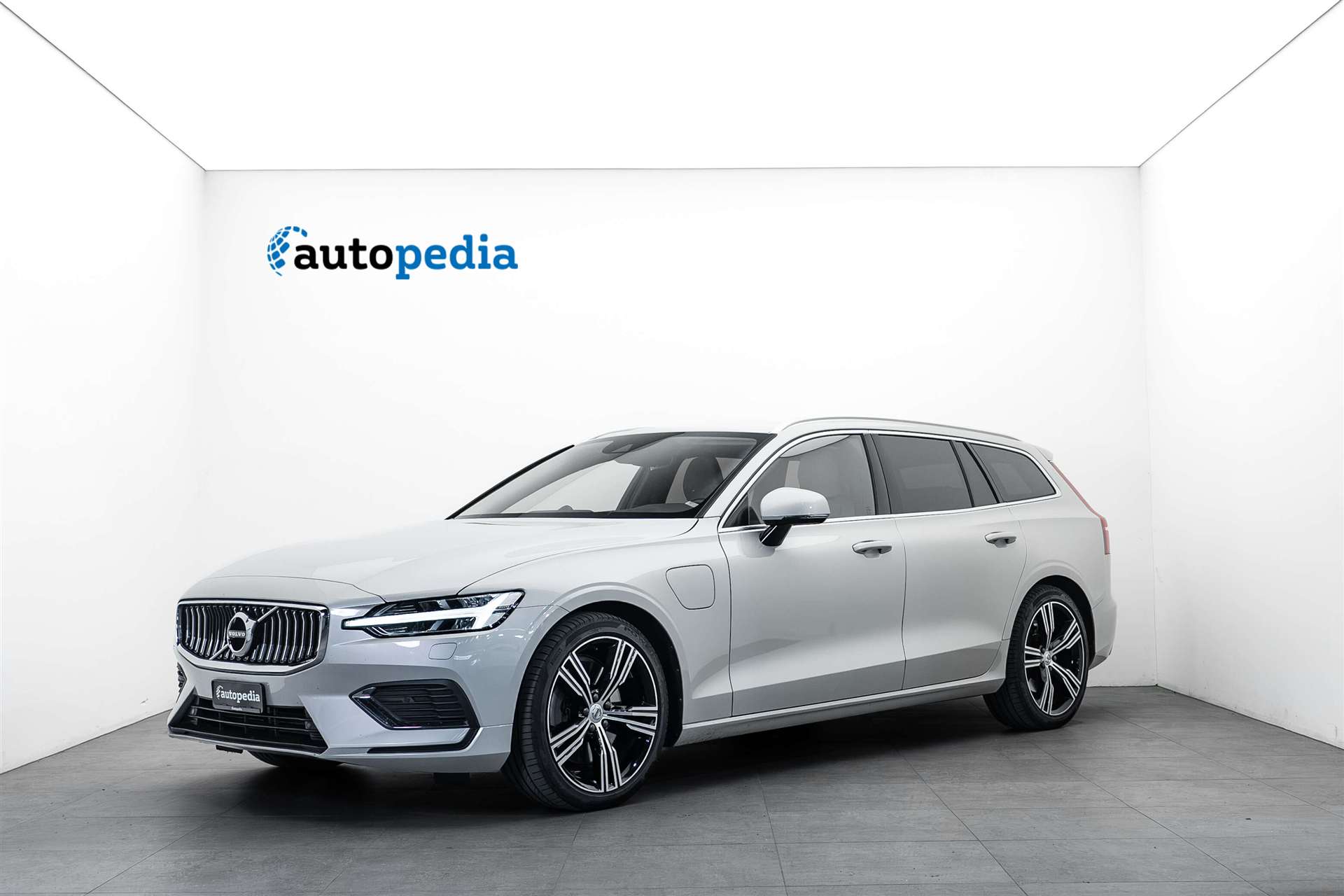 VOLVO V60 T8 eAWD Twin Engine Inscription Geartronic