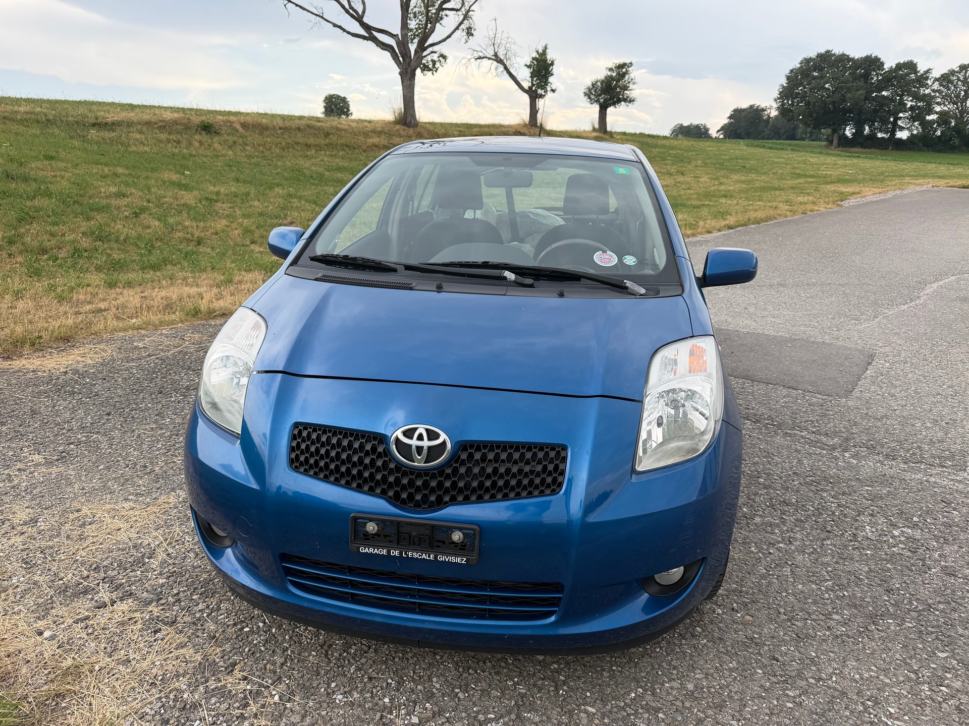 TOYOTA Yaris 1.3 Chic Automatic-image-1
