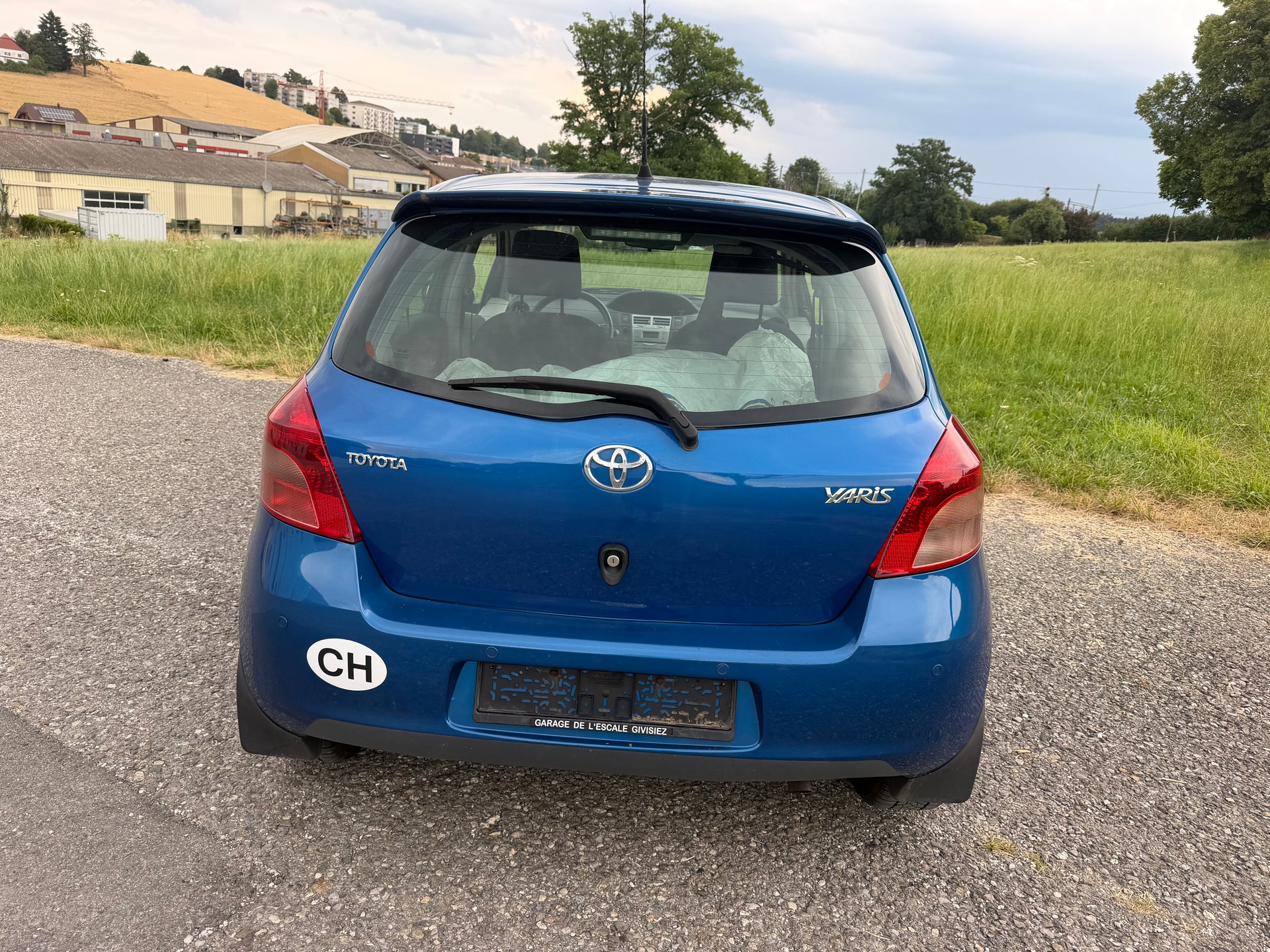 TOYOTA Yaris 1.3 Chic Automatic-image-3