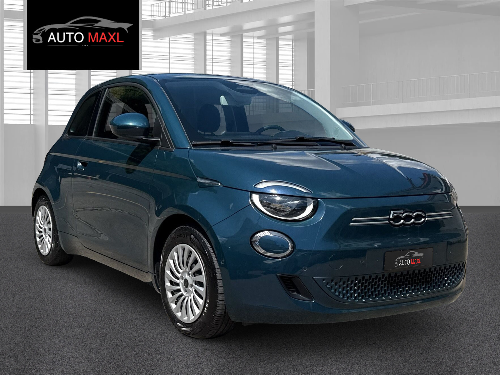 FIAT 500 electric 87 kW Icon-showroom-element-1