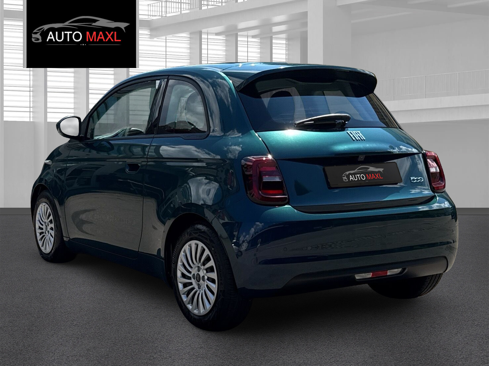 FIAT 500 electric 87 kW Icon-showroom-element-3