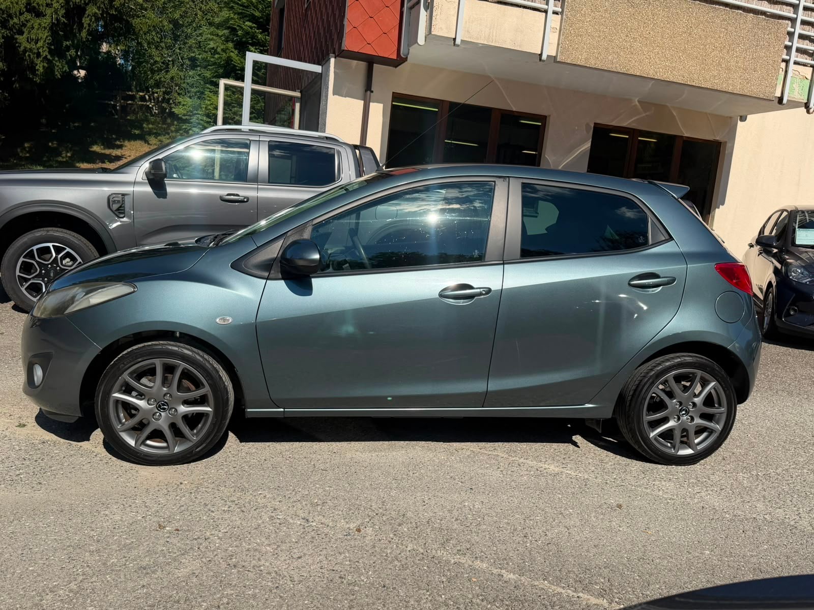 MAZDA 2 1.3i 16V Exclusive-image-2