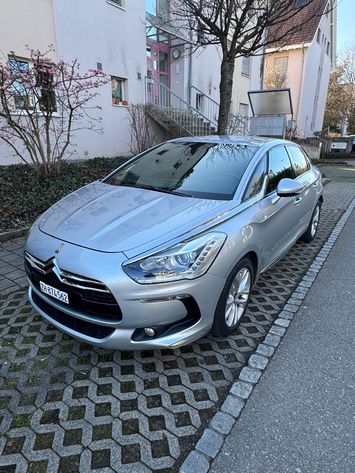 DS AUTOMOBILES 1.6 THP Chic