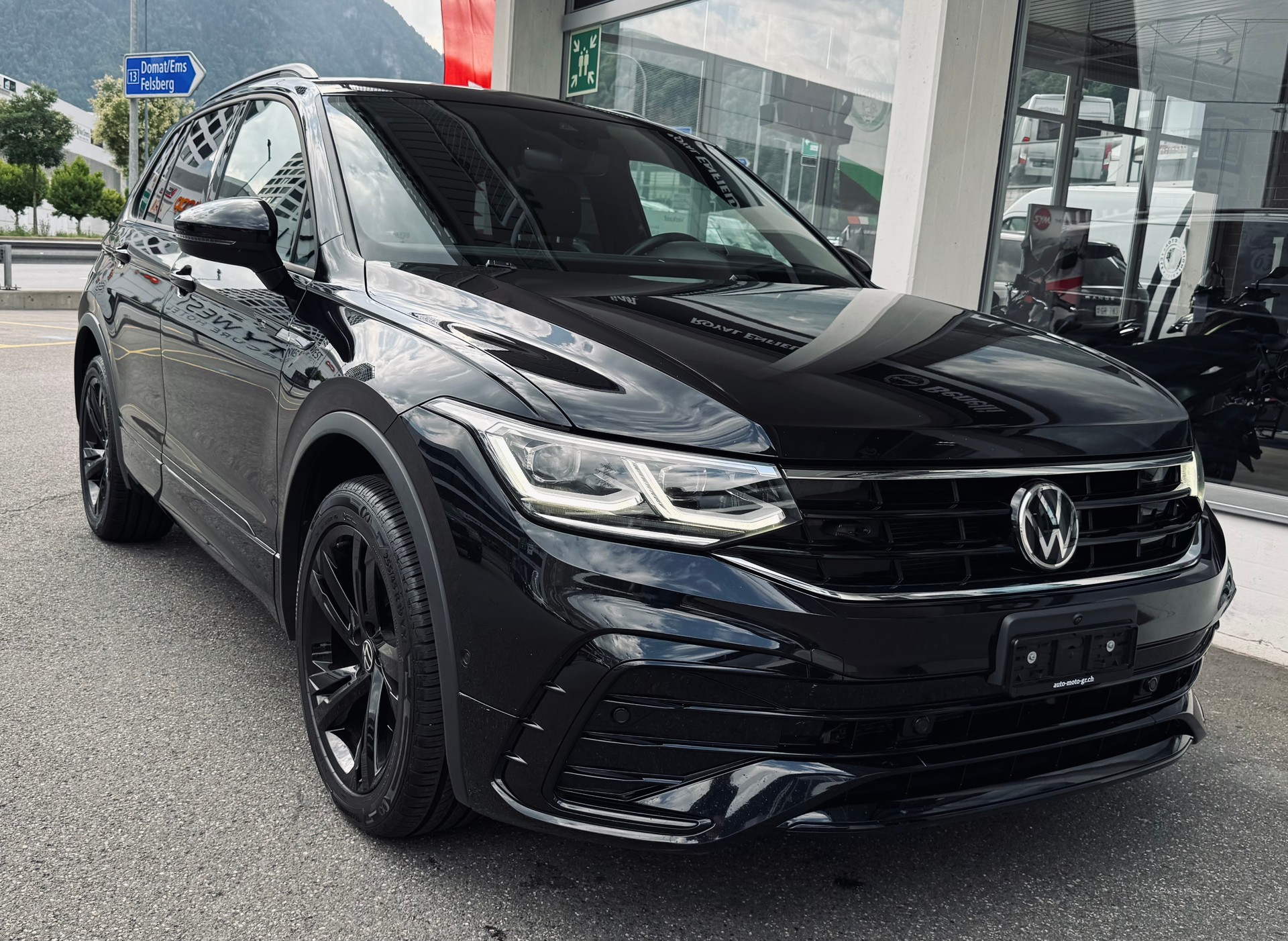 VW Tiguan 2.0TSI R-Line 4Motion DSG