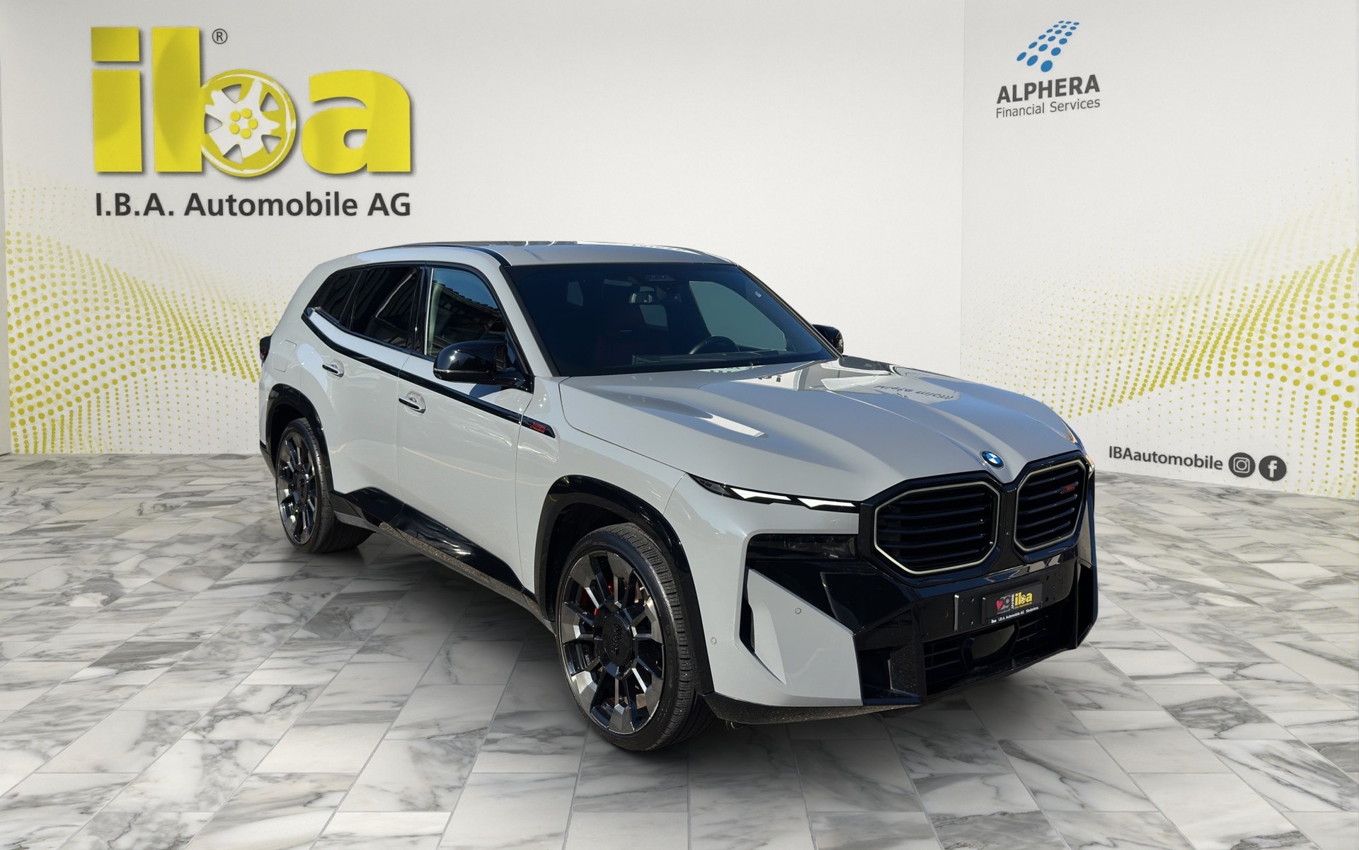 BMW XM xDrive PHEV Label (CH) INDIVIDUAL M Driver's Package-image-6