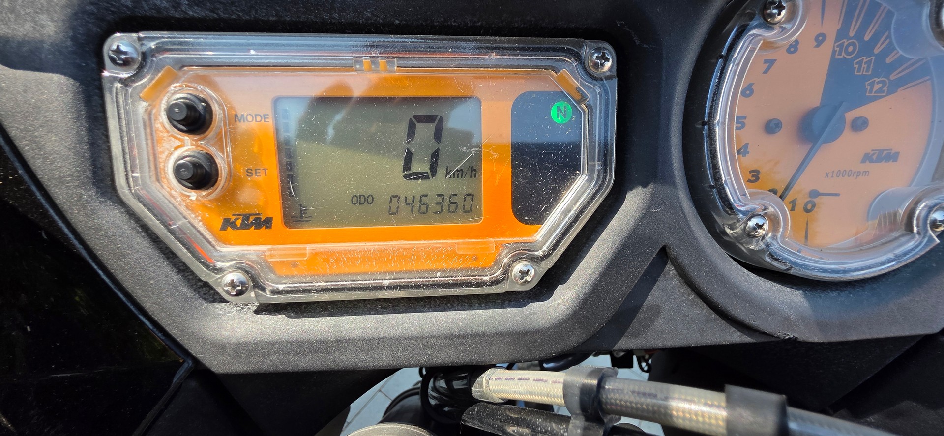 KTM 950 Adventure LC8 V2-image-8