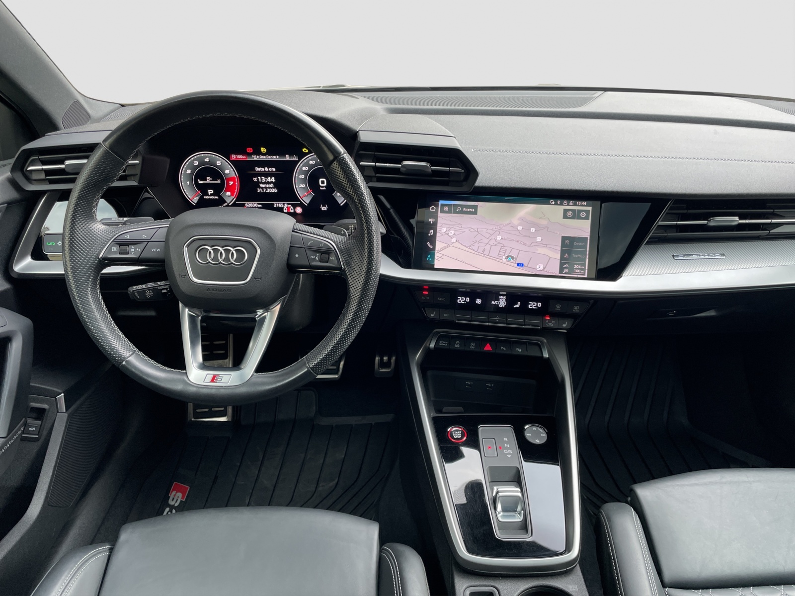 AUDI S3 Sportback 2.0 TFSI quattro S-tronic-image-8