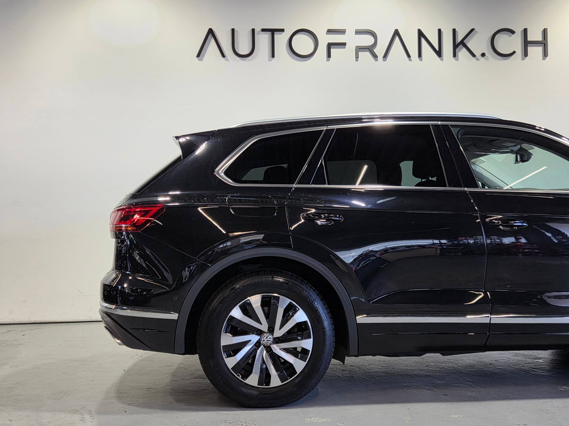 VW Touareg 3.0 V6 TDI 286 Elegance-image-9