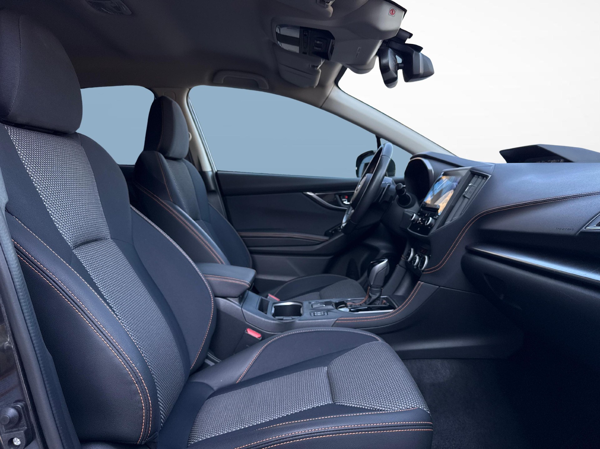 SUBARU XV 2.0i Swiss Plus-image-11