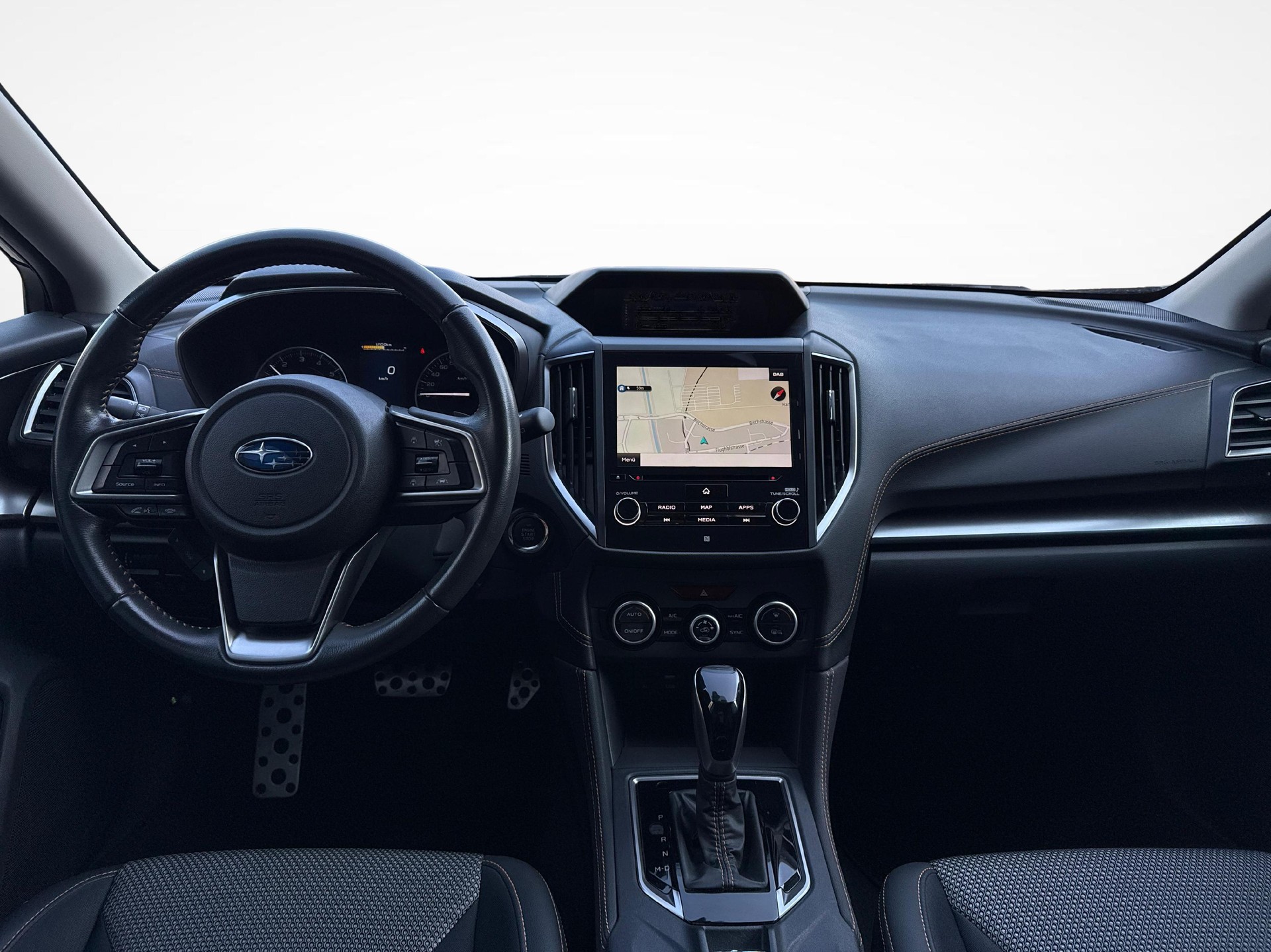 SUBARU XV 2.0i Swiss Plus-image-12