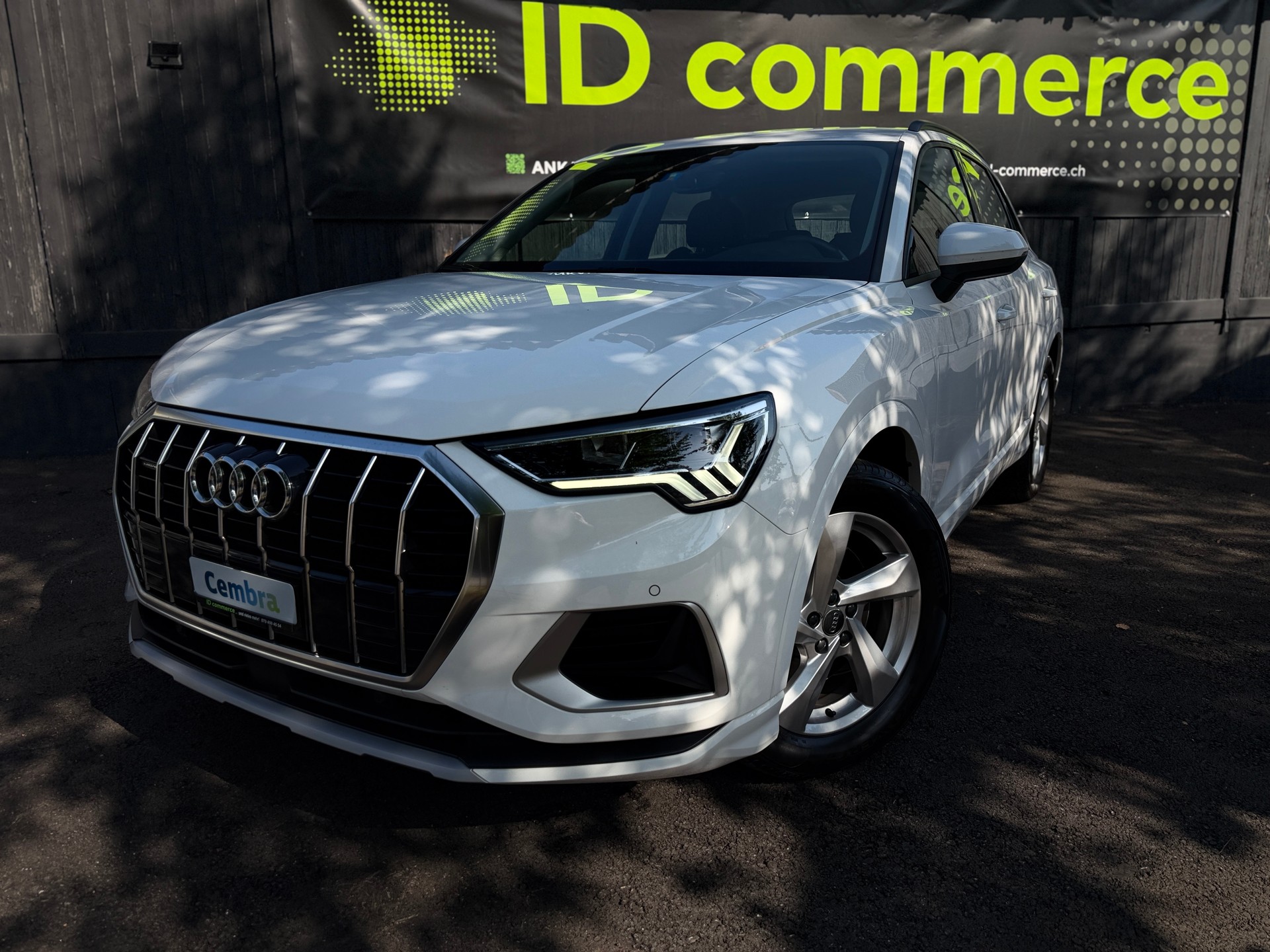 AUDI Q3 40 TFSI S line quattro S-tronic