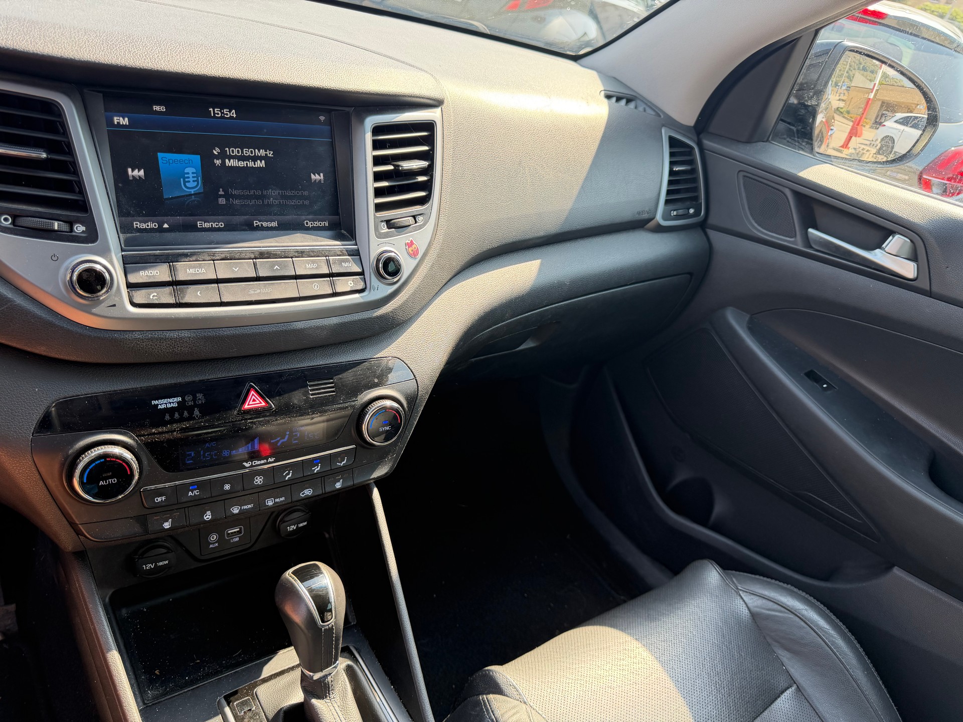 HYUNDAI Tucson 2.0 CRDI Vertex 4WD Automatic-image-8