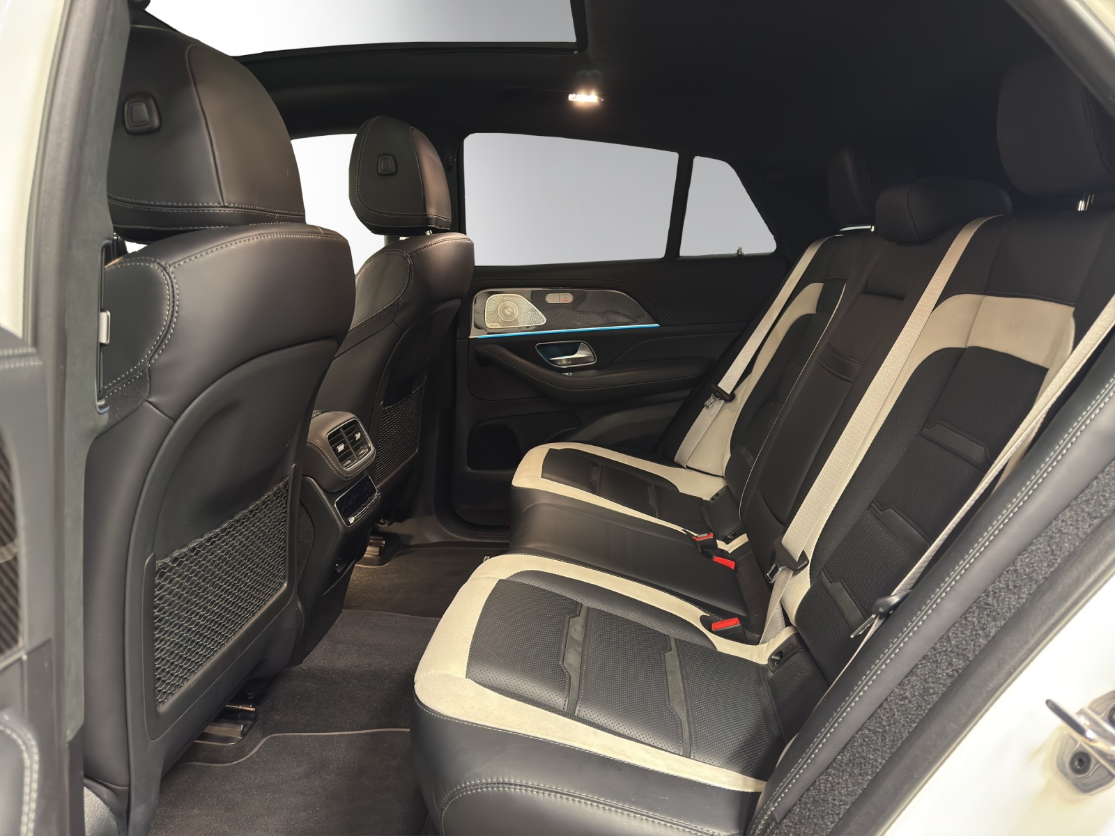 MERCEDES-BENZ GLE Coupé 63 S AMG 4Matic+ Speedshift-image-10
