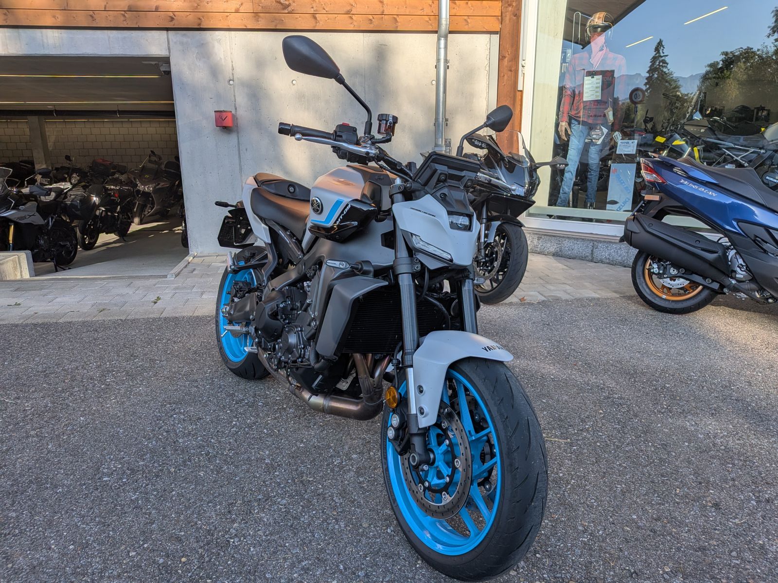 YAMAHA MT-09 (35kW)-image-1