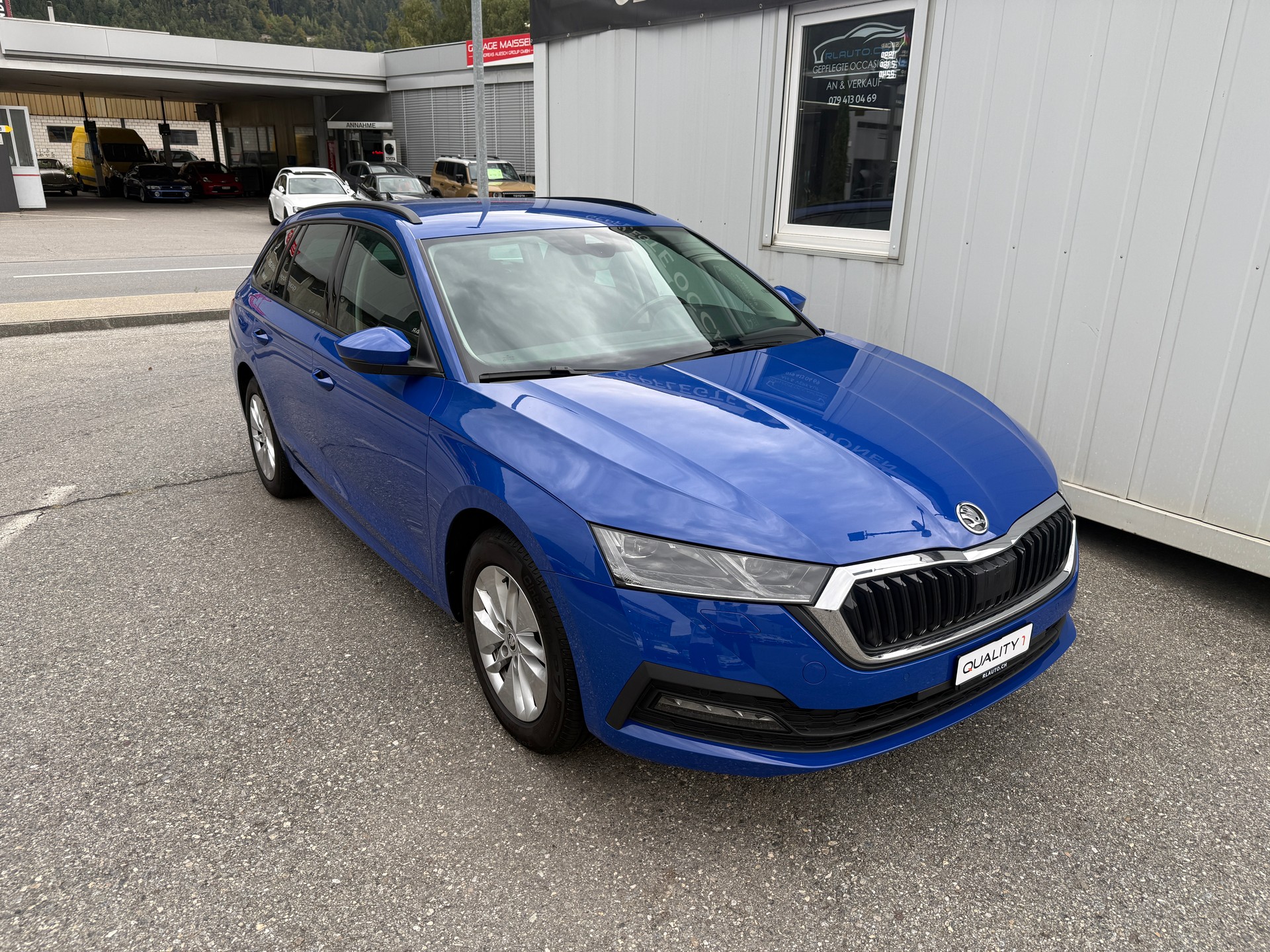 SKODA Octavia Combi 2.0 TDI DSG Ambition *TOP-AUSSTATTUNG*