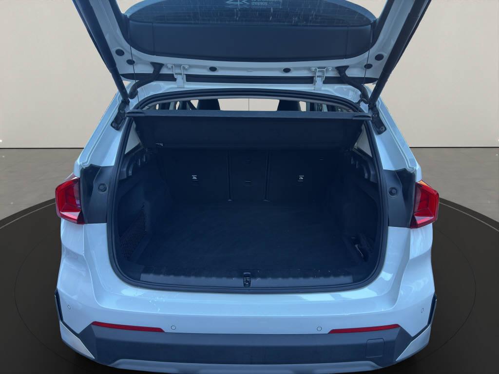 BMW X1 25e xDrive-image-18