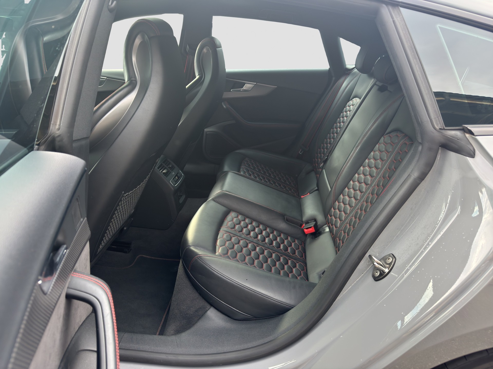 AUDI RS5 Sportback 2.9 TFSI quattro tiptronic-image-10