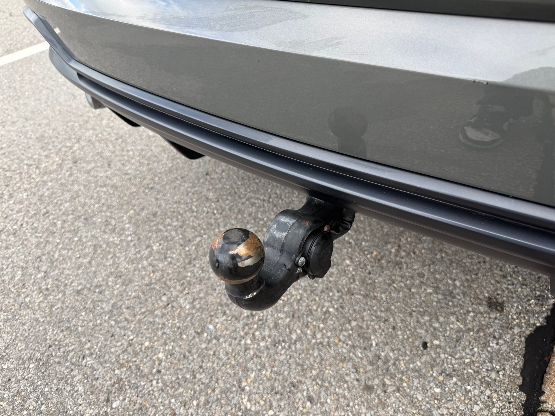 AUDI Q3 35 TDI S line quattro S-tronic-image-13