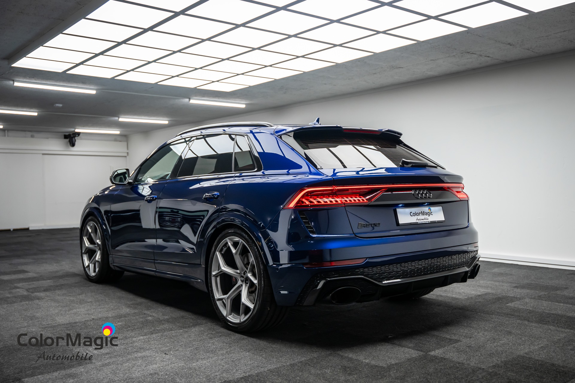 AUDI RSQ8 * 23 ZOLL * PANORAMA * AHK * LEASING AB 709.- *-showroom-element-3