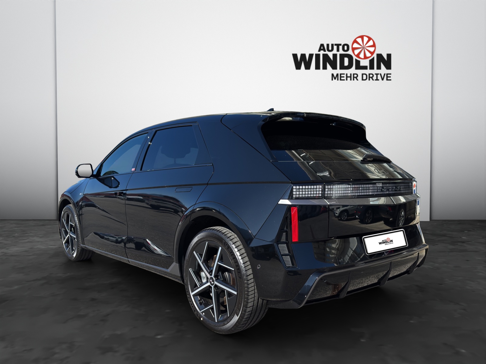 HYUNDAI Ioniq 5 84 kWh N-Line 4WD-showroom-element-2