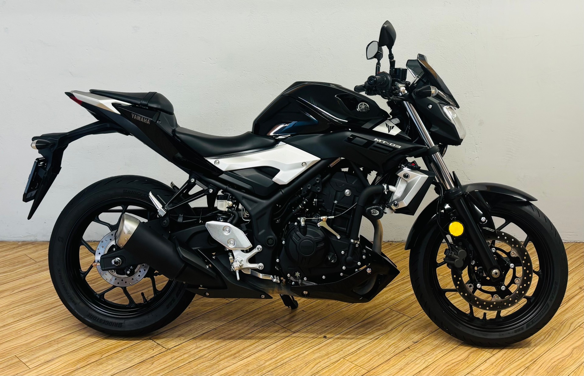 YAMAHA MT-03 ABS-image-1