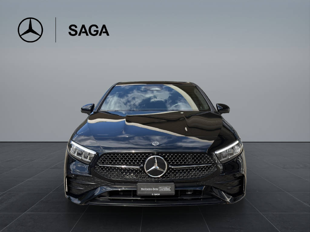 MERCEDES-BENZ A 250 AMG Line 4m-showroom-element-1