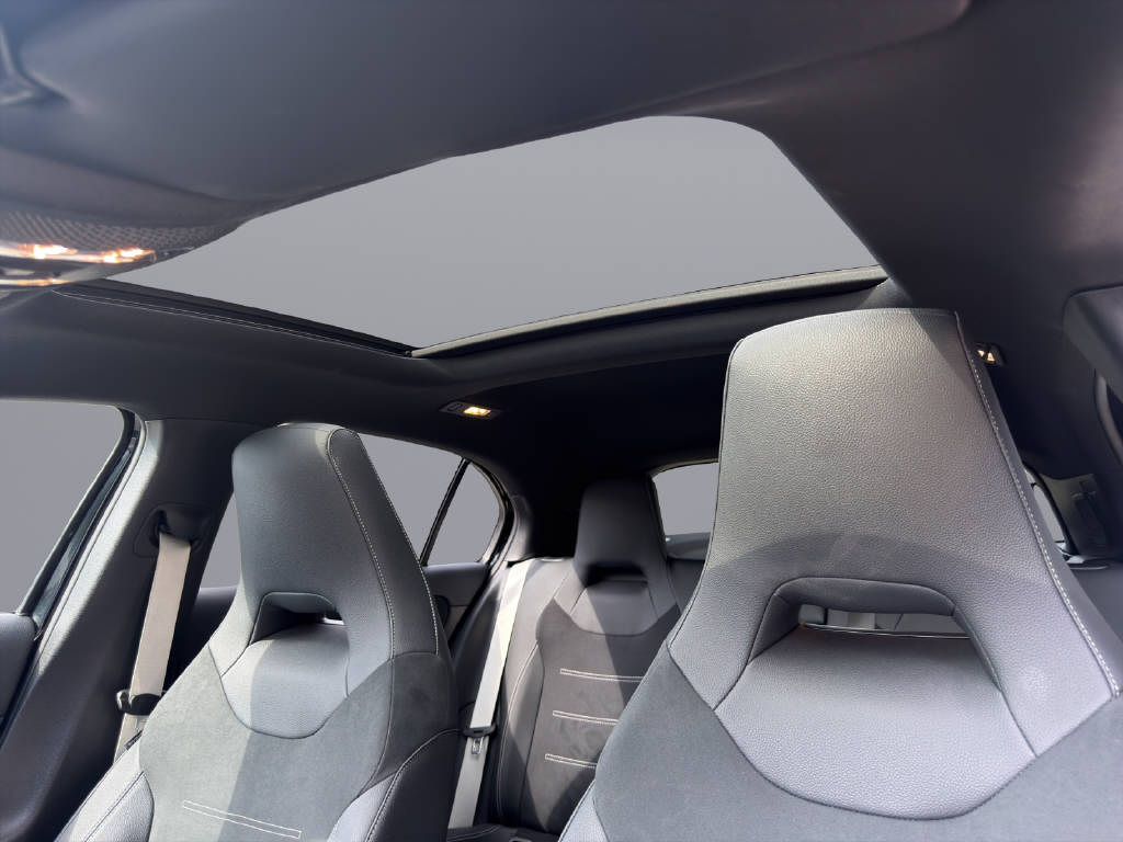 MERCEDES-BENZ A 250 AMG Line 4m-image-15