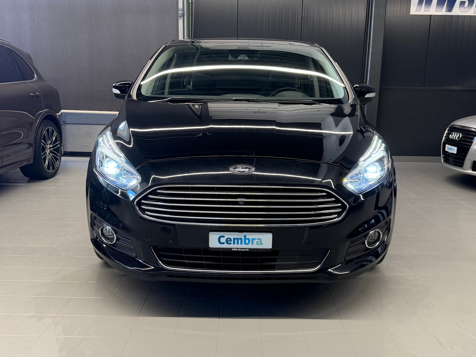FORD S-Max 2.0 TDCi Titanium AWD PowerShift **7-Sitzer**-showroom-element-2