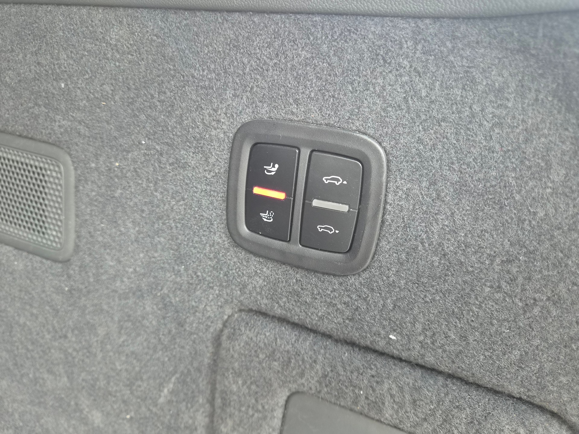 PORSCHE Cayenne-image-13