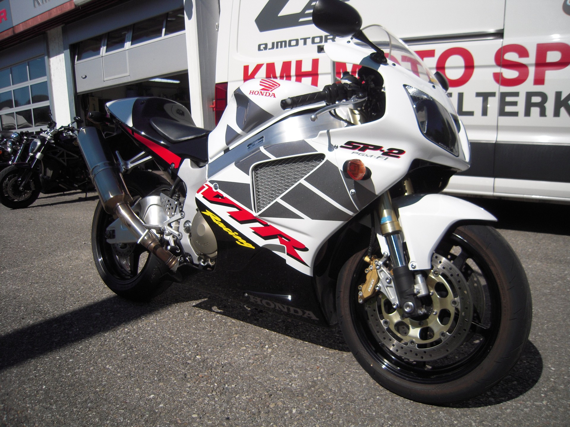 HONDA VTR 1000 SP-2 HRC 2002-image-1