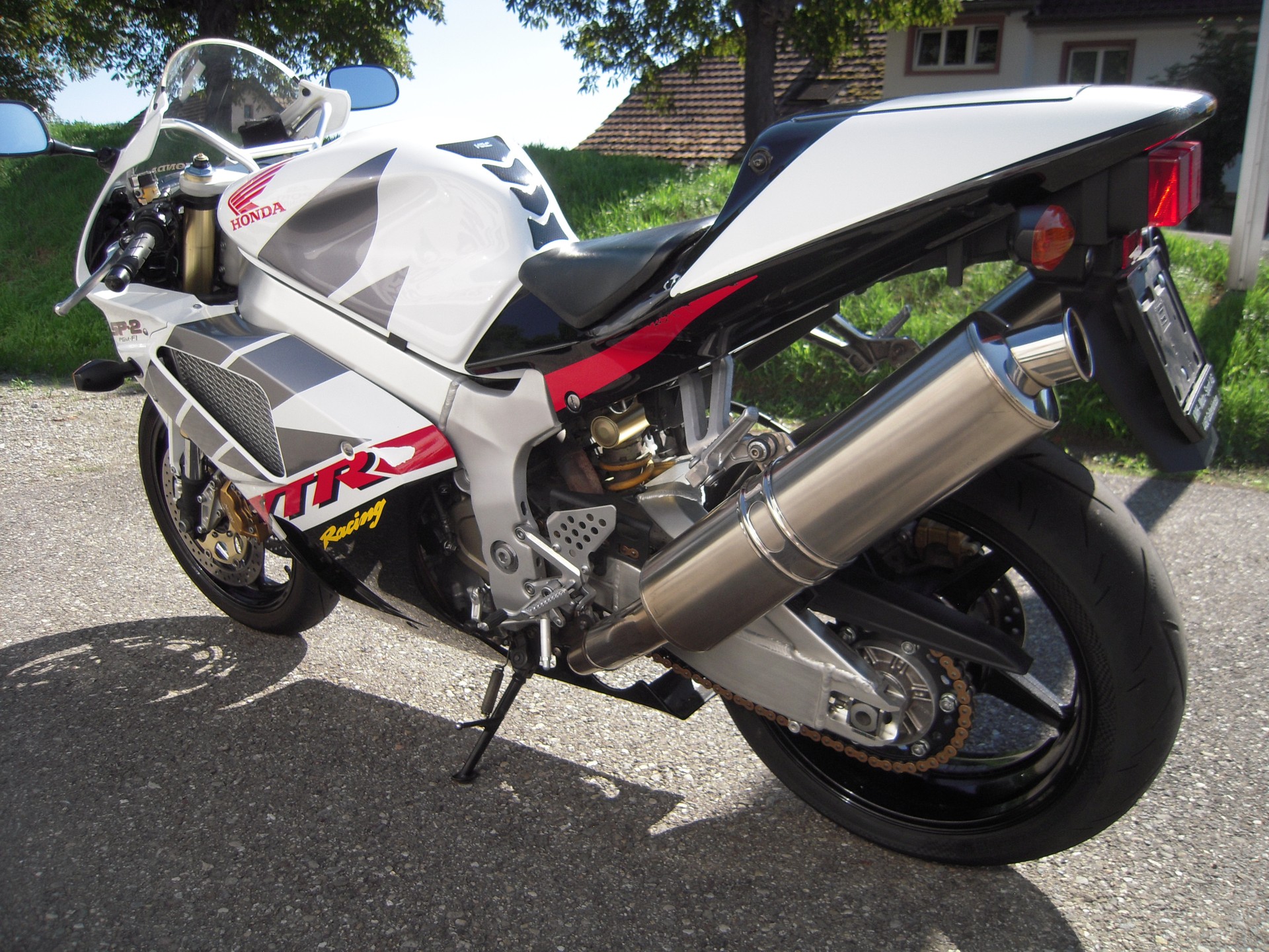 HONDA VTR 1000 SP-2 HRC 2002-image-3