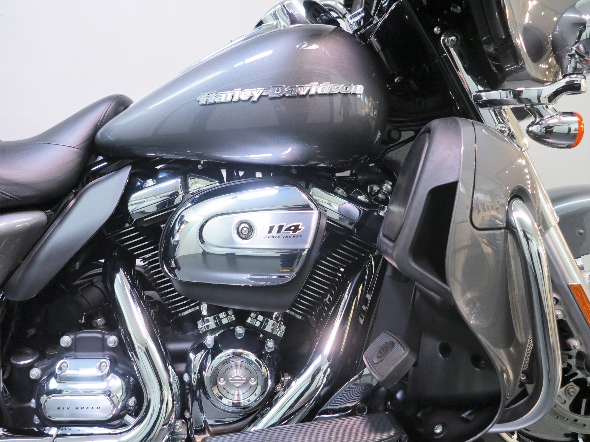 HARLEY-DAVIDSON FLHTK Electra Glide Ultra Limited 114-image-3