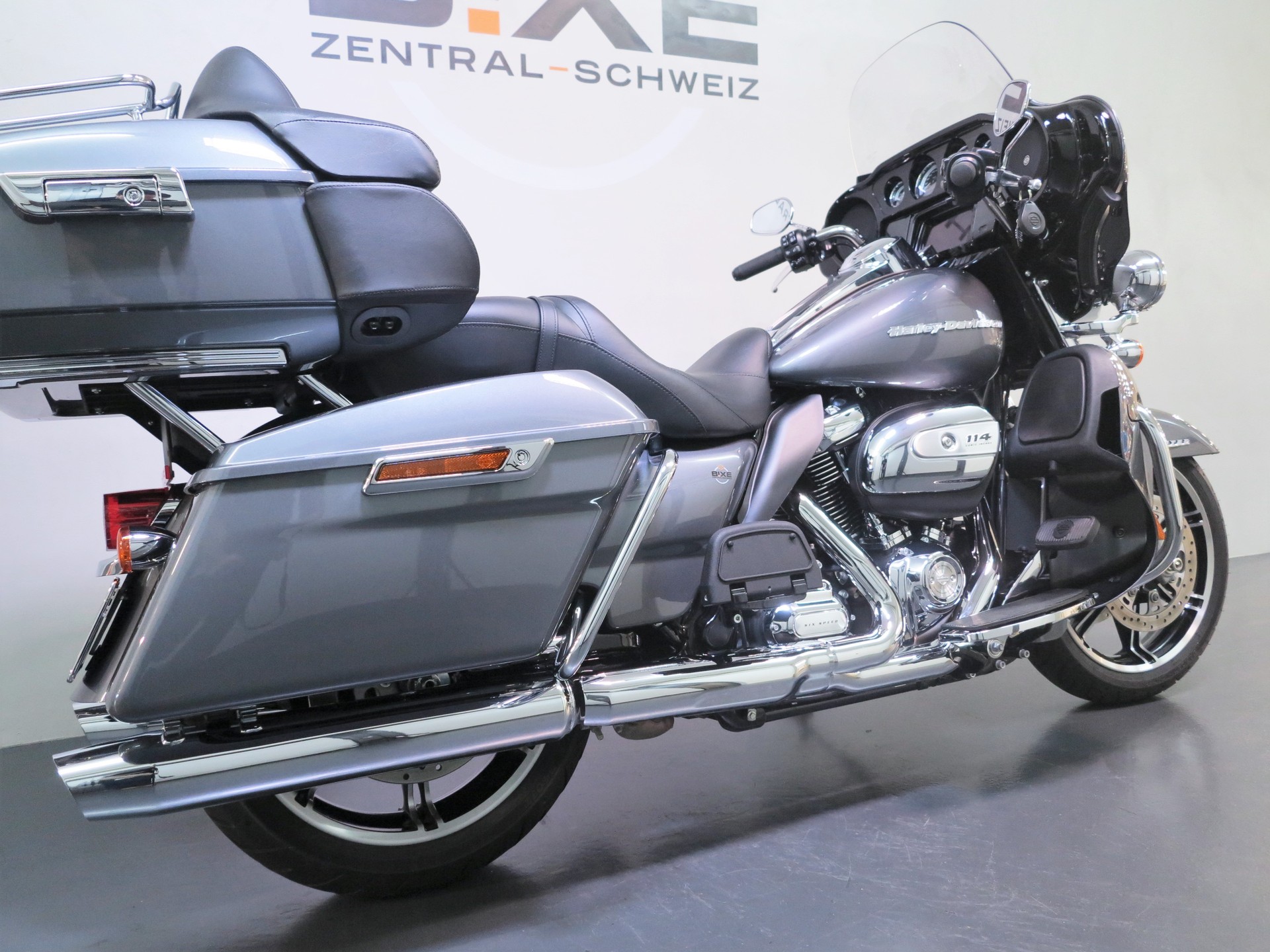 HARLEY-DAVIDSON FLHTK Electra Glide Ultra Limited 114-image-5