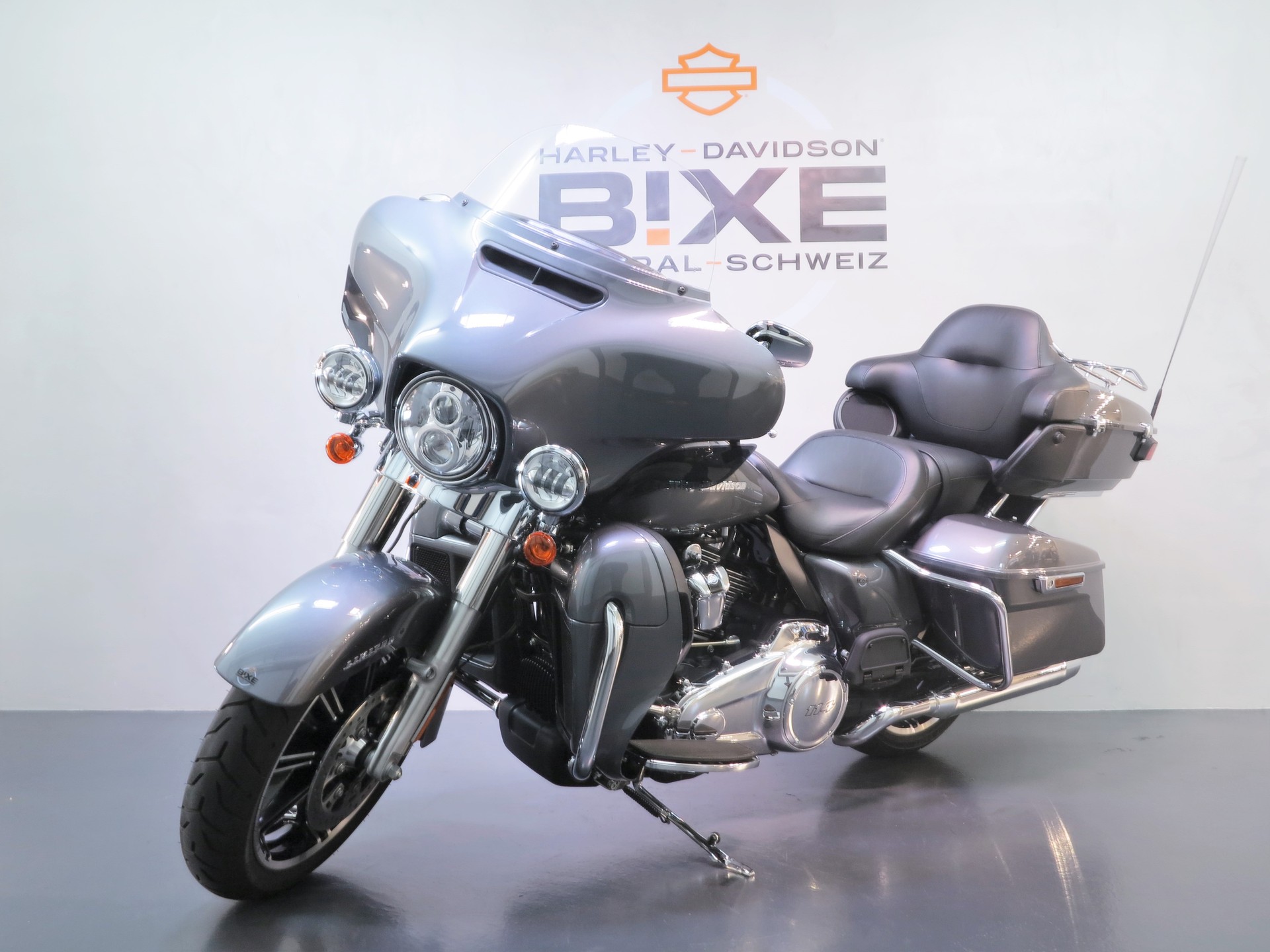 HARLEY-DAVIDSON FLHTK Electra Glide Ultra Limited 114-image-1