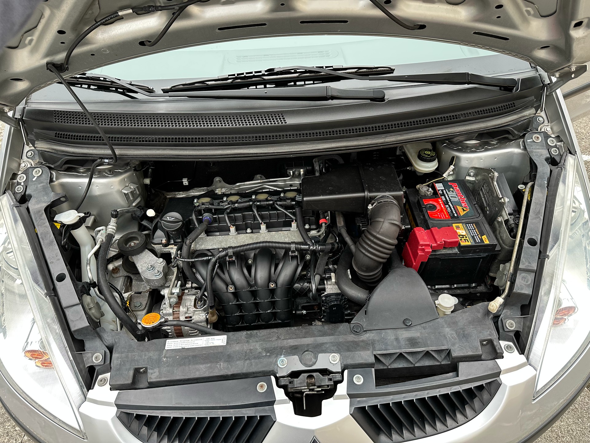MITSUBISHI Colt 1.3 16V Invite-image-10