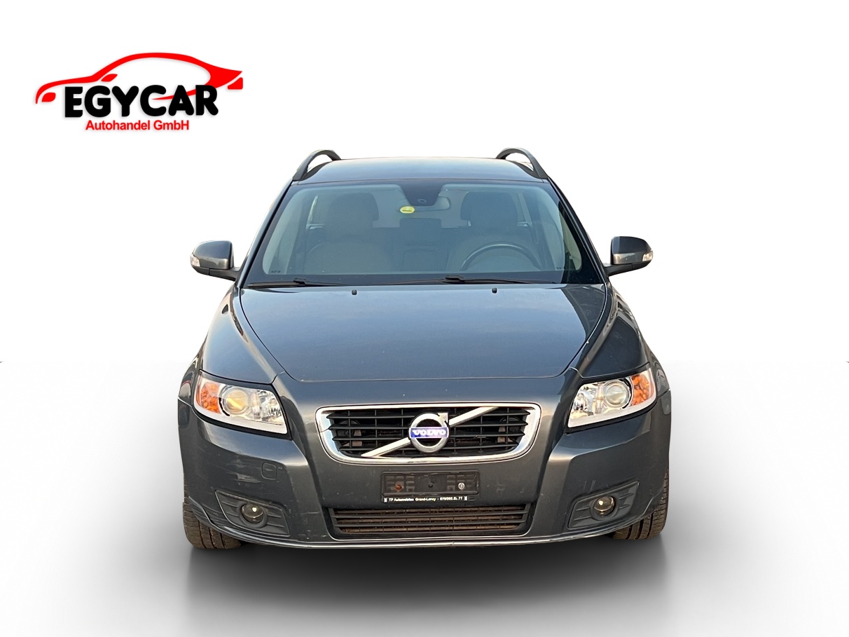 VOLVO V50 D3