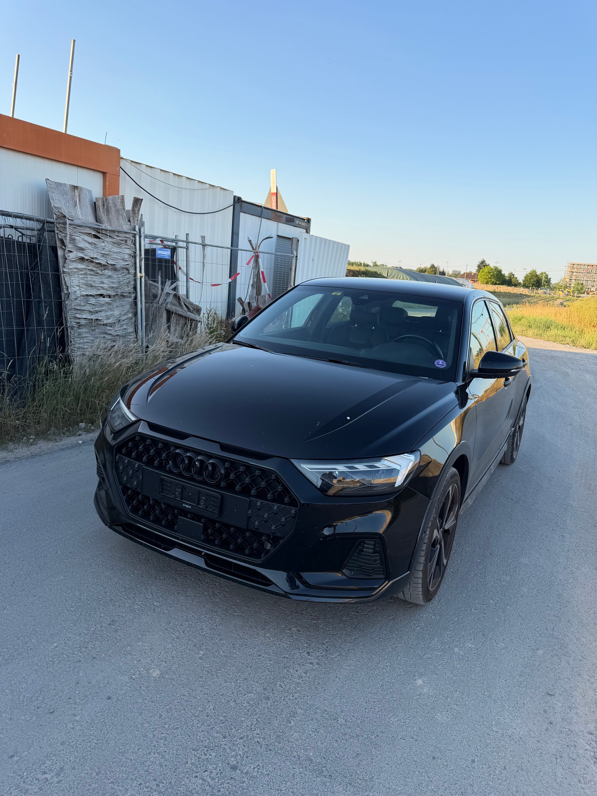 AUDI A1 City Carver 30 TFSI Attraction S-tronic-image-13