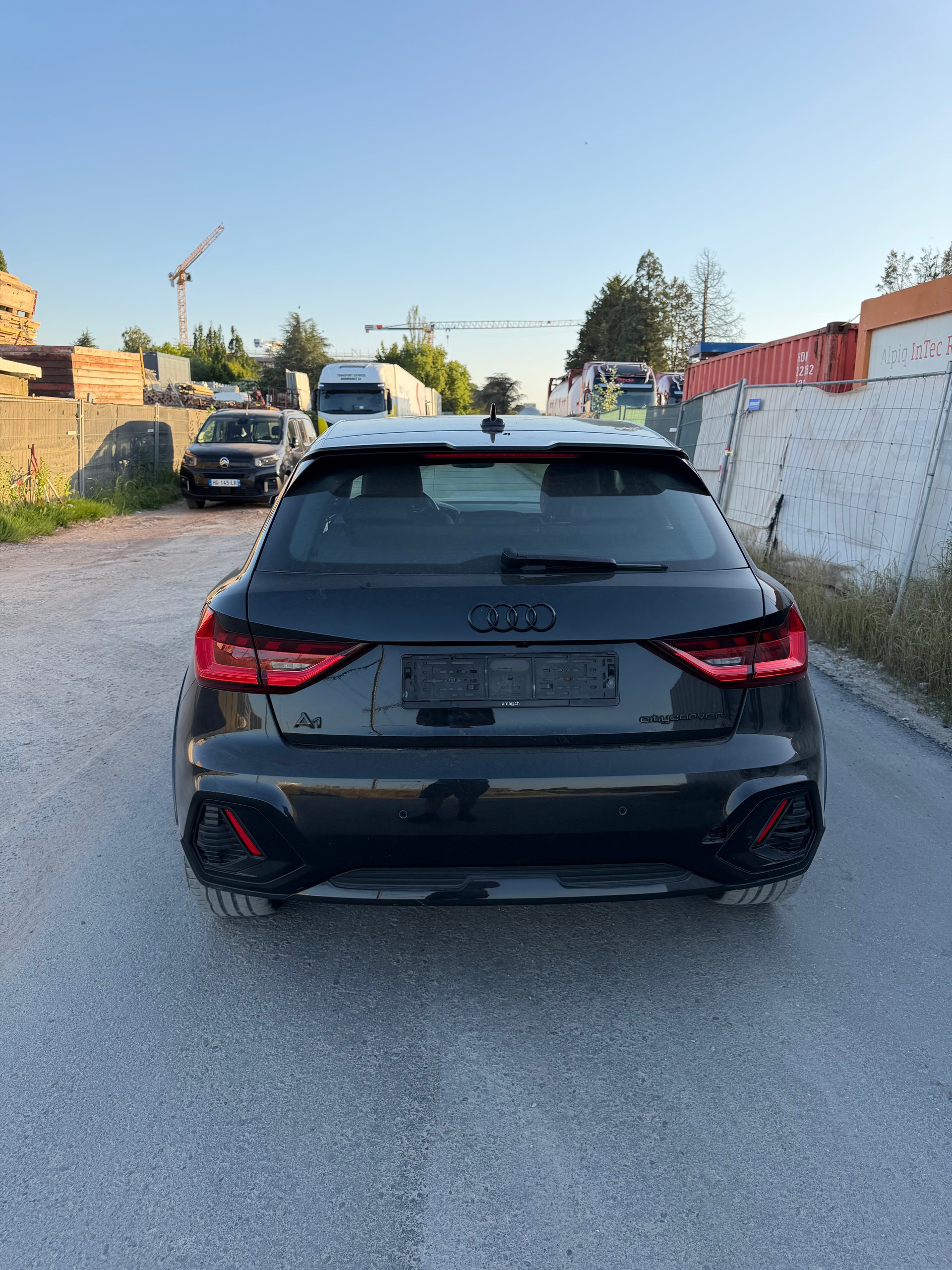AUDI A1 City Carver 30 TFSI Attraction S-tronic-image-8