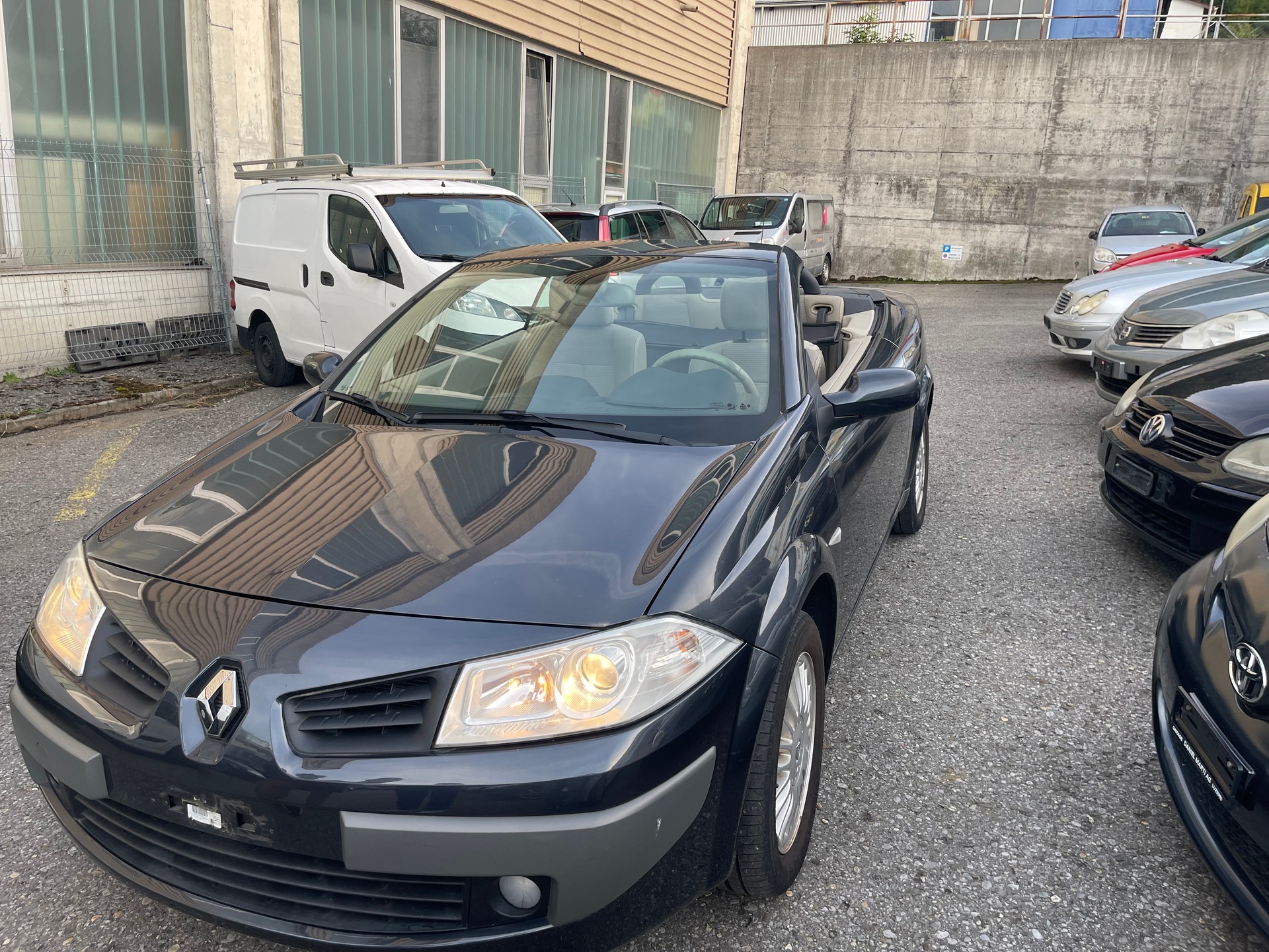 RENAULT Mégane C-C 2.0 16V Privilège Luxe